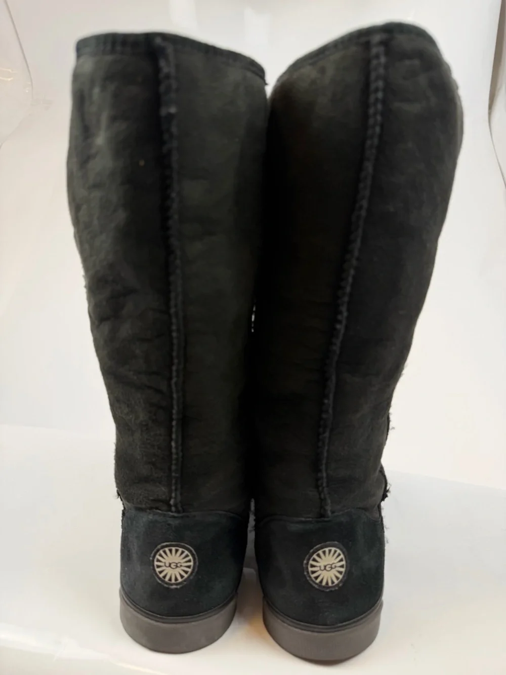 UGG Black Tall Cap Toe Boots Women's 9.5 Shearling‎ Winter